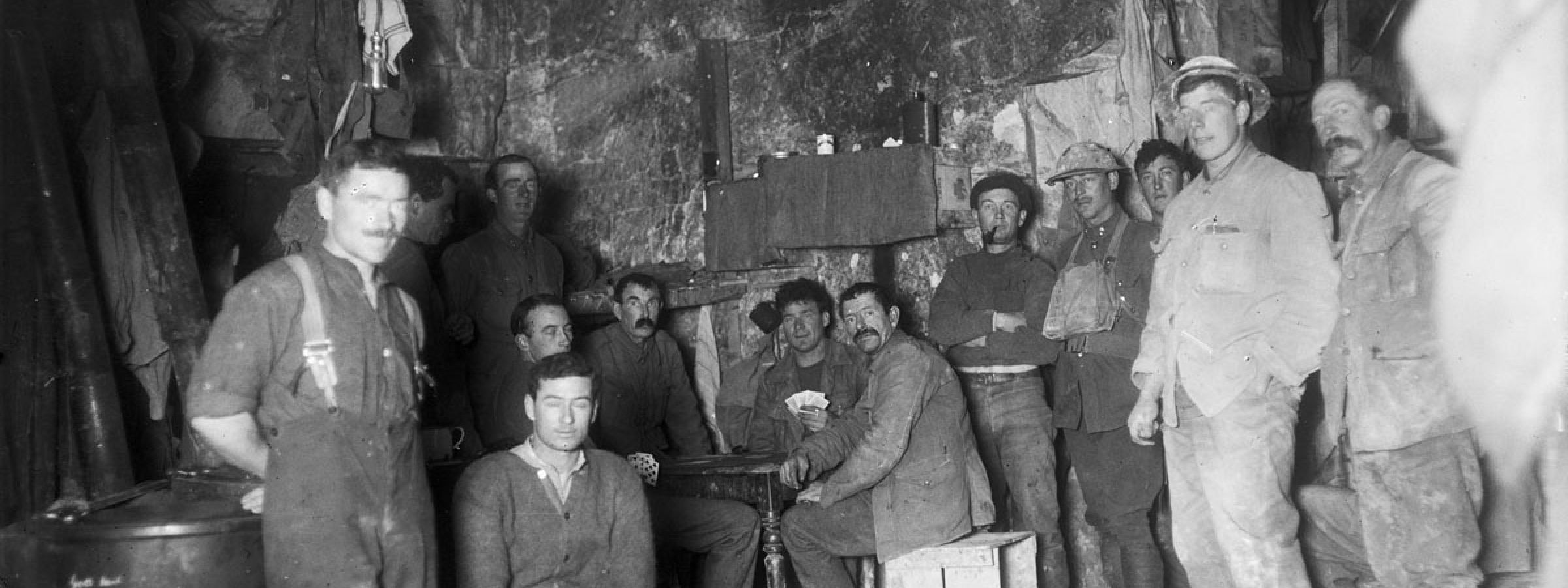 Men of the New Zealand Tunnelling Company below ground at La Fosse Farm, 5 December 1917.